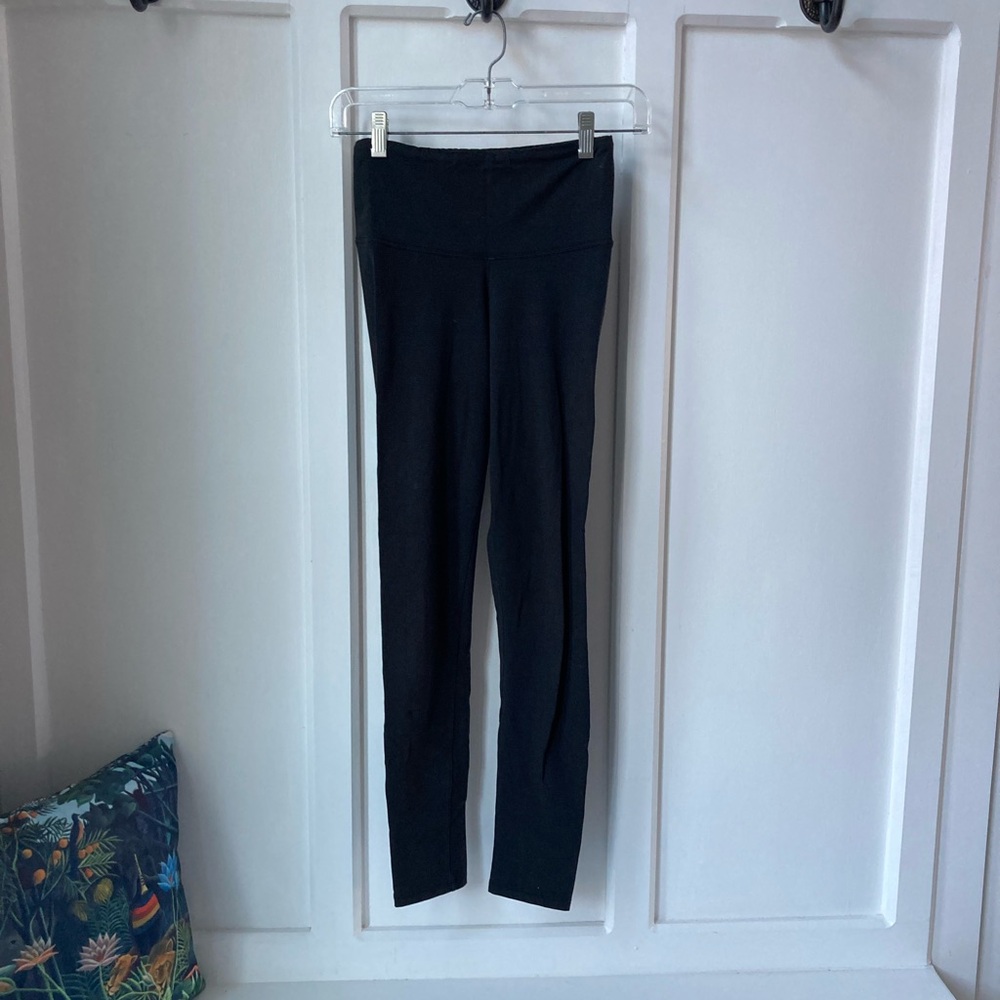 10 Tree | Black High-Waist Leggings